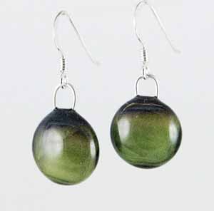 DCE-52 Streaky green art glass earrings DCE-52 Streaky green art glass earrings
