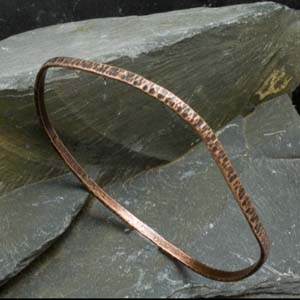 Wavy oxidised copper bangle